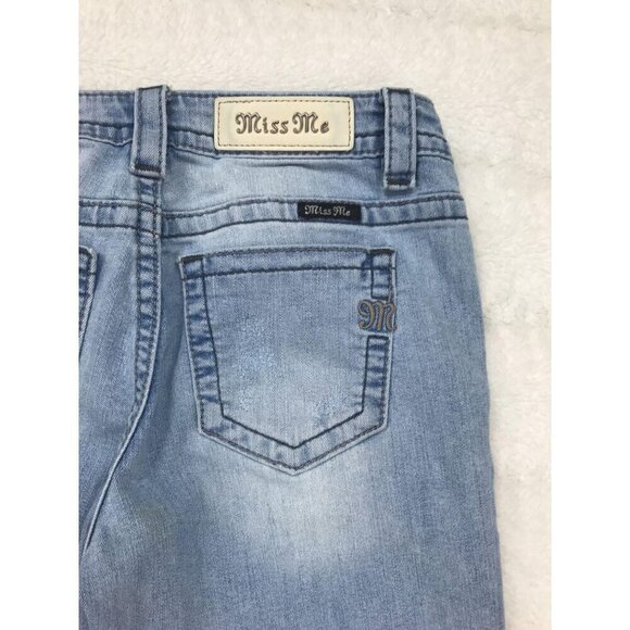 Miss Me Boyfriend Capri Jeans Womens 24 Light Wash Distressed - Picture 3 of 8